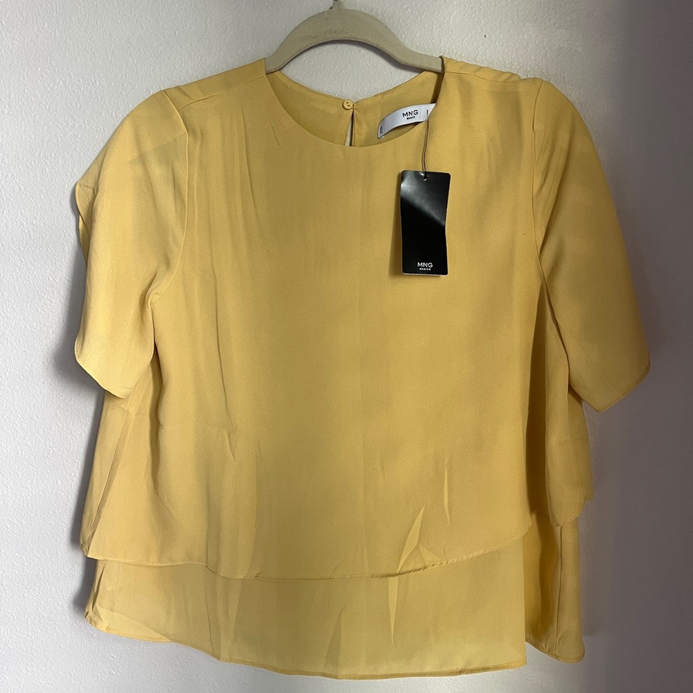 Flowy top by Mango